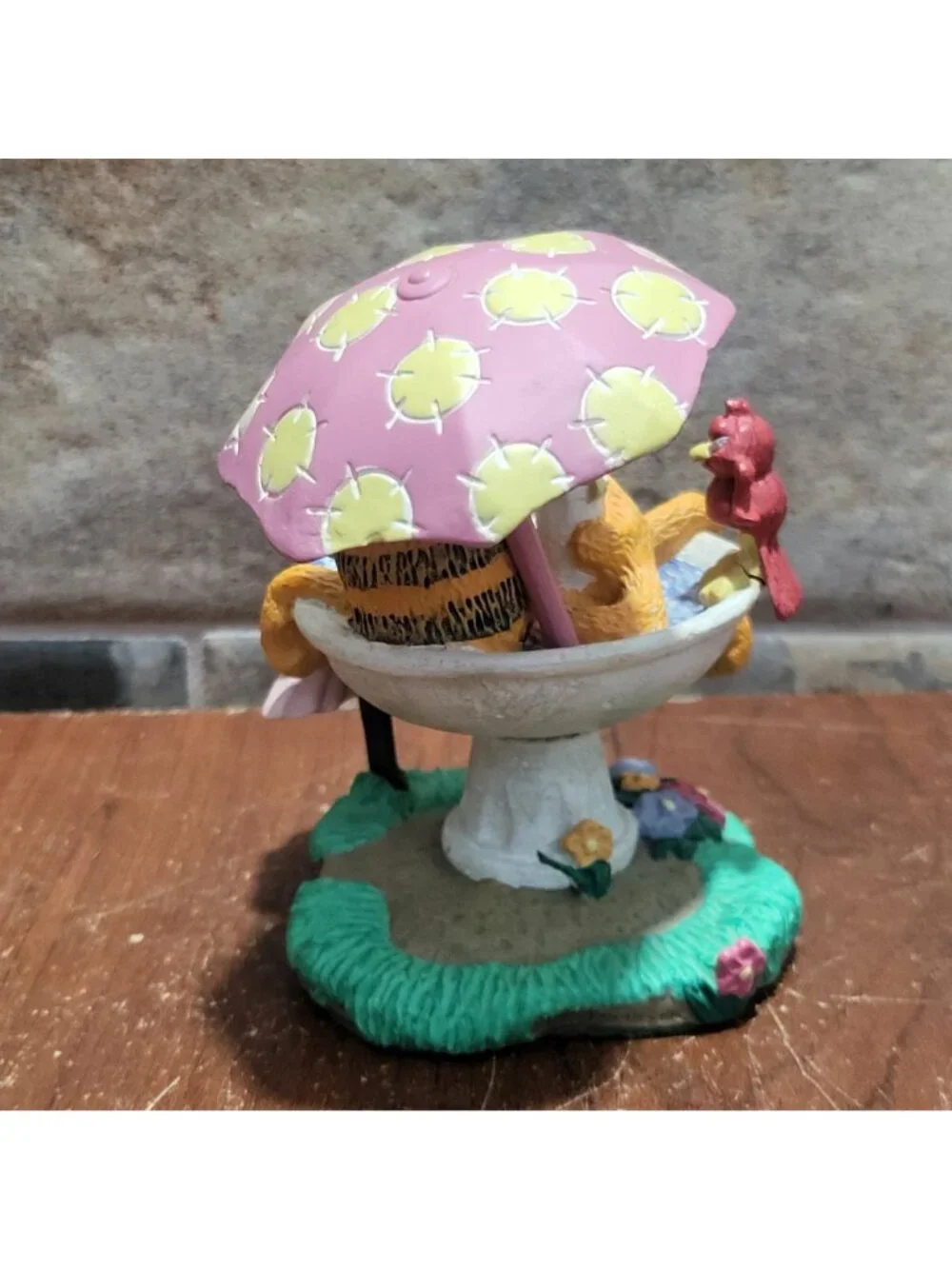 Danbury Mint Garfield Figurine on Vacation1992